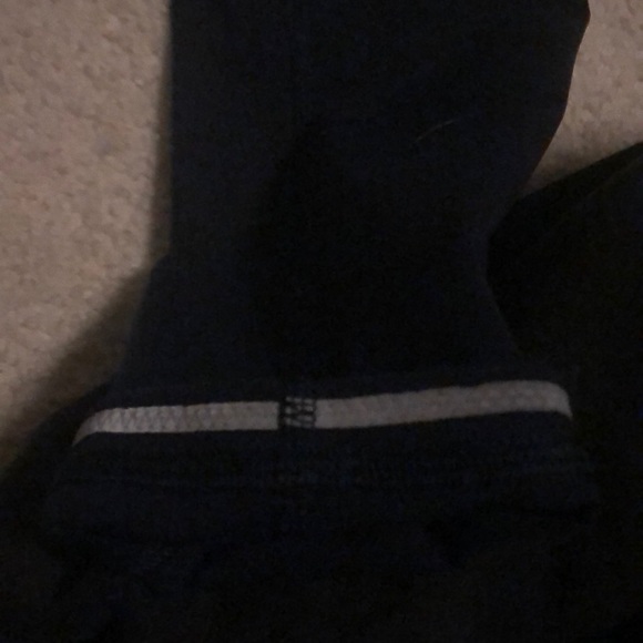 Navy lulu lemon leggings - Picture 4 of 6